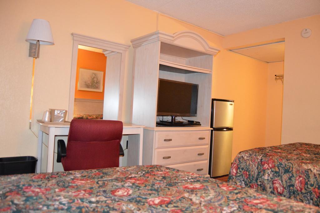 Travelers Inn South Brunswick Terrace Esterno foto